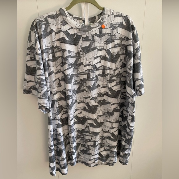 Off-White Brand New Men’s T-Shirt w/tag - Picture 2 of 6